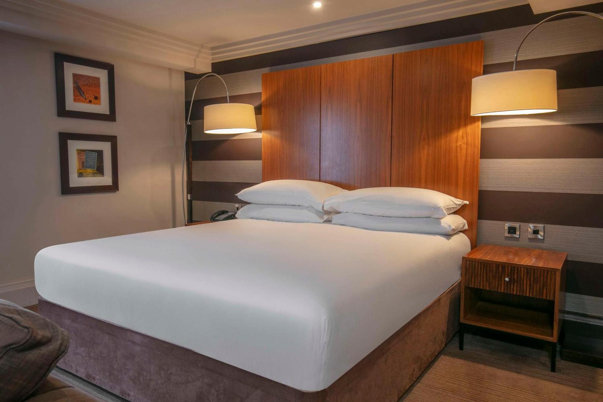 Doubletree By Hilton Stratford-Upon-Avon, United Kingdom Hotel Ngoại thất bức ảnh
