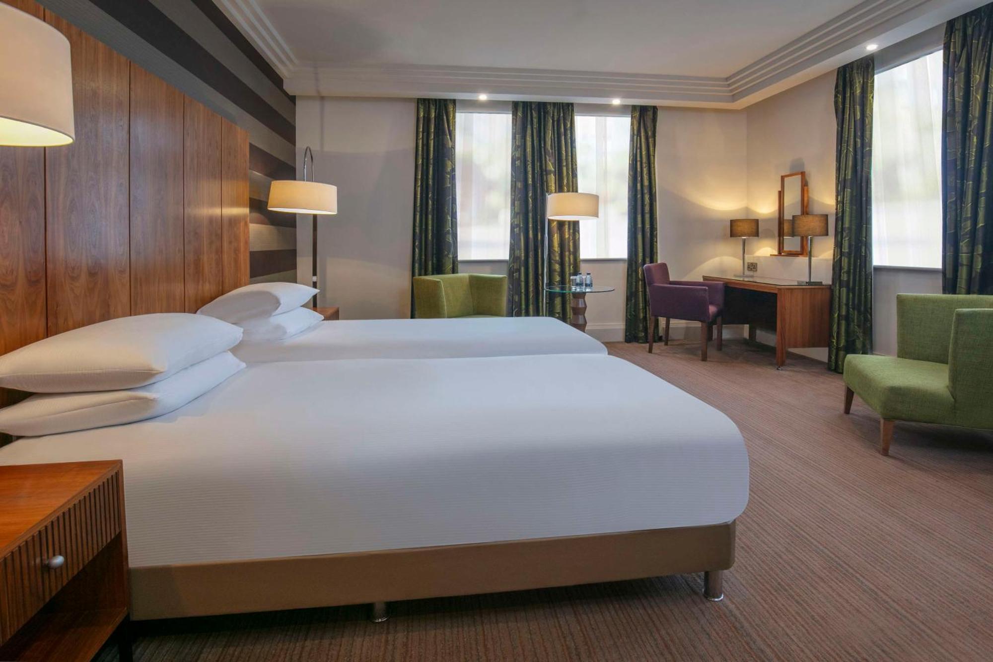 Doubletree By Hilton Stratford-Upon-Avon, United Kingdom Hotel Ngoại thất bức ảnh