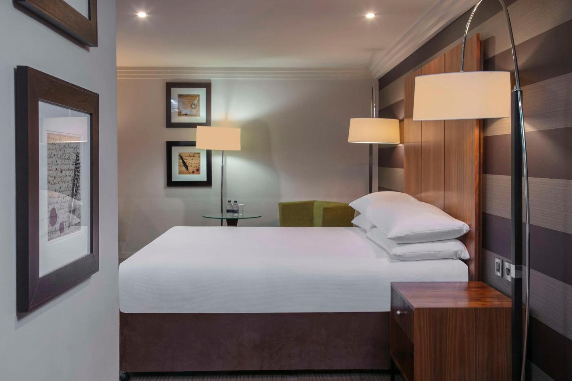 Doubletree By Hilton Stratford-Upon-Avon, United Kingdom Hotel Ngoại thất bức ảnh