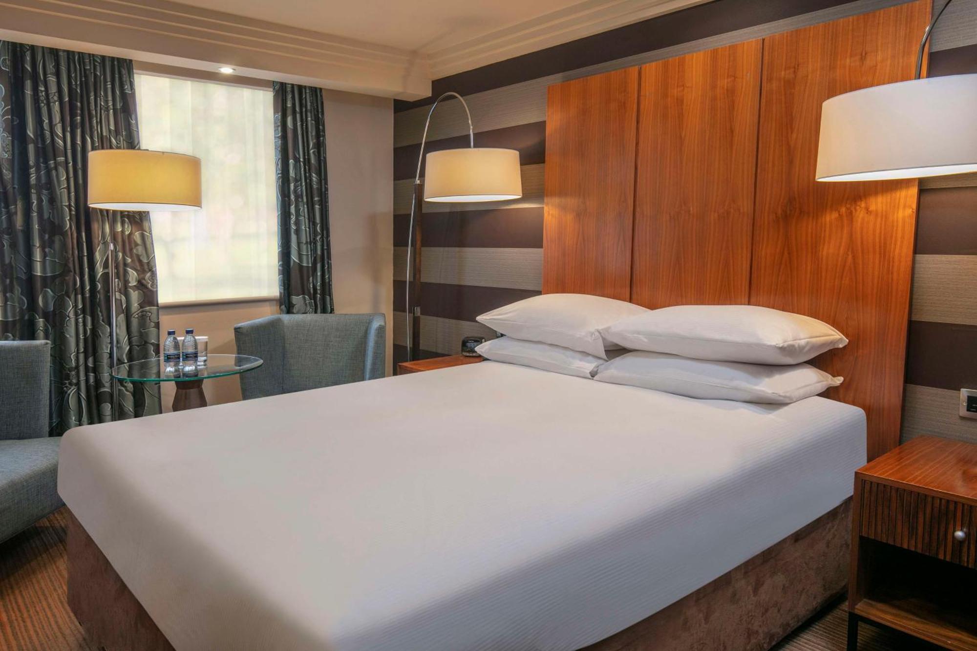 Doubletree By Hilton Stratford-Upon-Avon, United Kingdom Hotel Ngoại thất bức ảnh